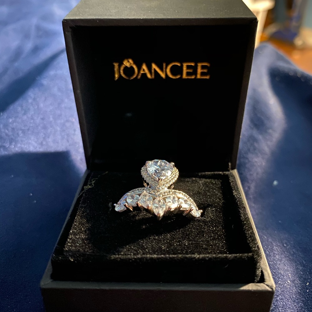 Statement ring!! - Picture 3 of 4